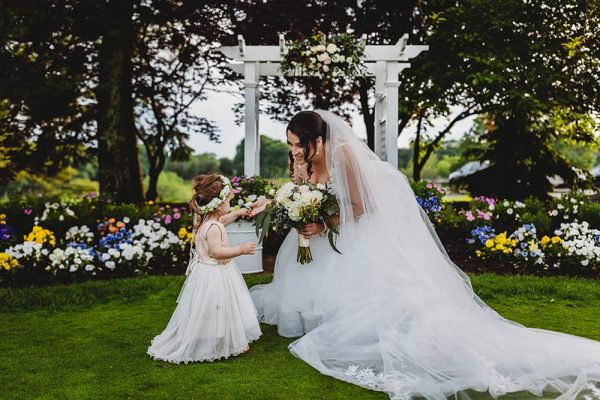 alicen murray w flower girl